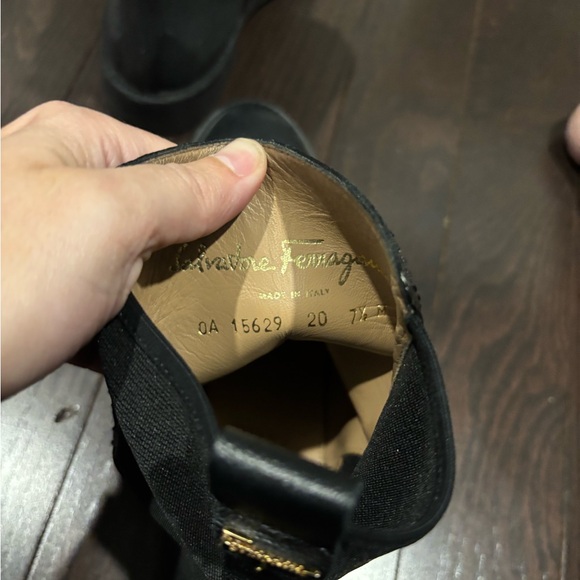 Salvatore Ferragamo Black Leather boots Authentic - Picture 7 of 7